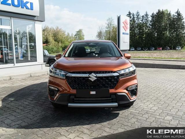 Suzuki SX4 S-Cross Hybrid