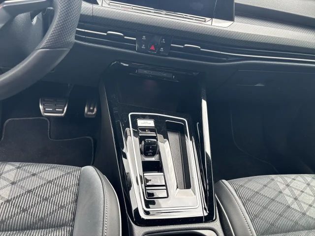 Volkswagen Golf R-Line Variant