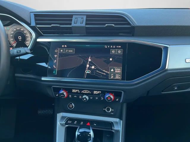 Audi Q3 35 TFSI S-Line