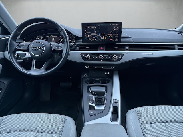 Audi A4 40 TDI Quattro S-Tronic Sedan