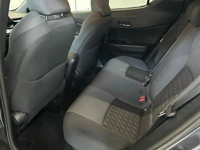 Toyota C-HR Hybride Team D