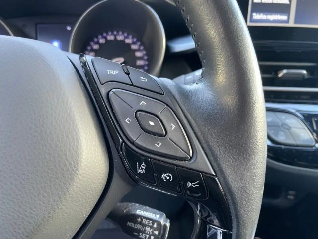 Toyota C-HR Hybride Team D