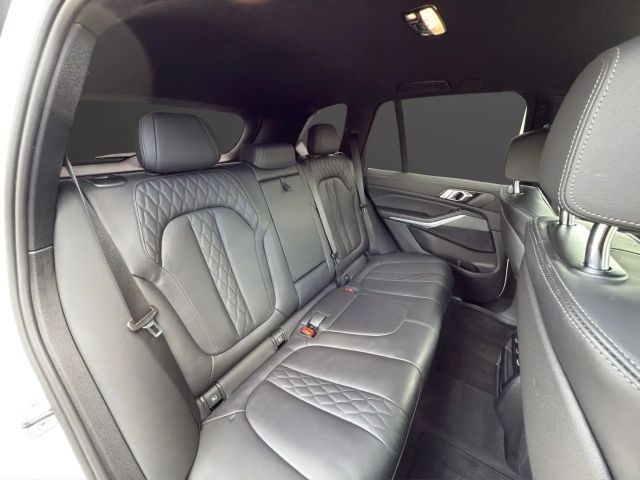 BMW X5 Individual M-Sport xDrive