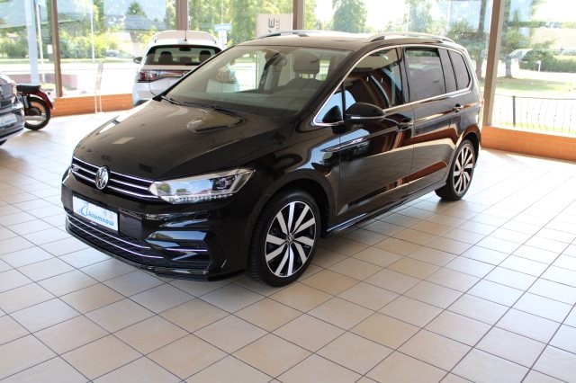 Volkswagen Touran 1.5 TSI DSG R-Line