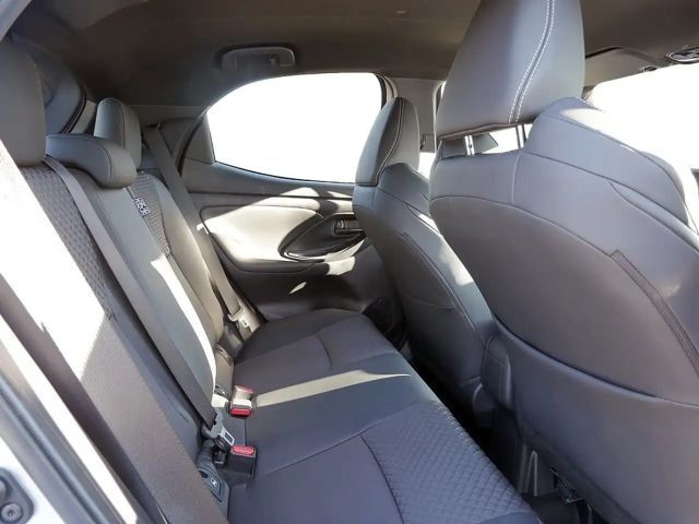 Toyota Yaris Hatchback Hybride Style