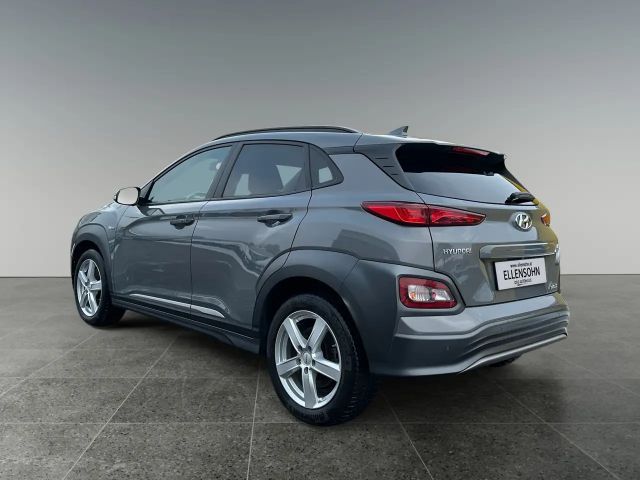 Hyundai Kona 64 kWh Electric