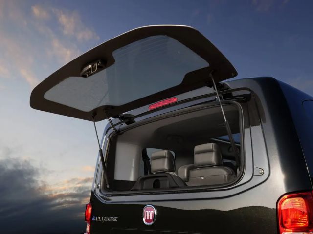 Fiat E-Ulysse 75 kWh Lounge