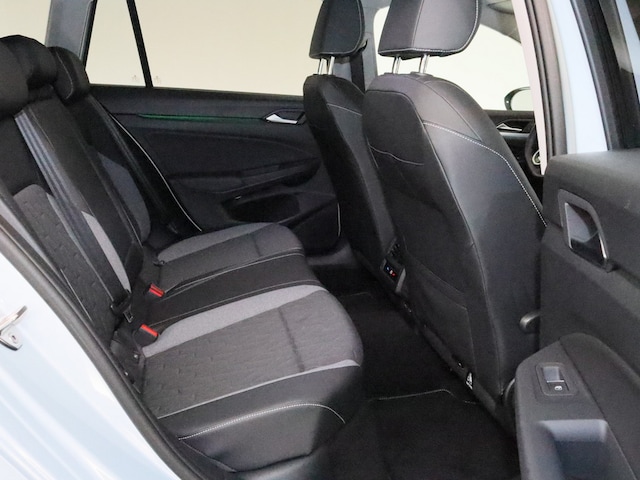 Volkswagen Golf 1.5 eTSI Golf VIII Variant