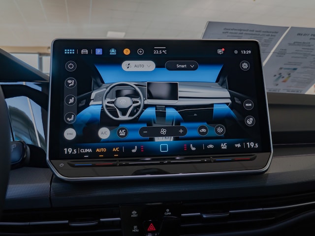 Volkswagen Golf Style