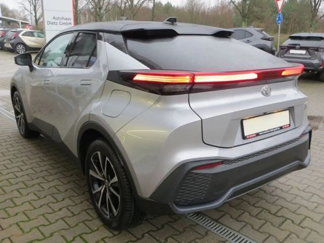 Toyota C-HR Hybride Team D Voorwielaandrijving