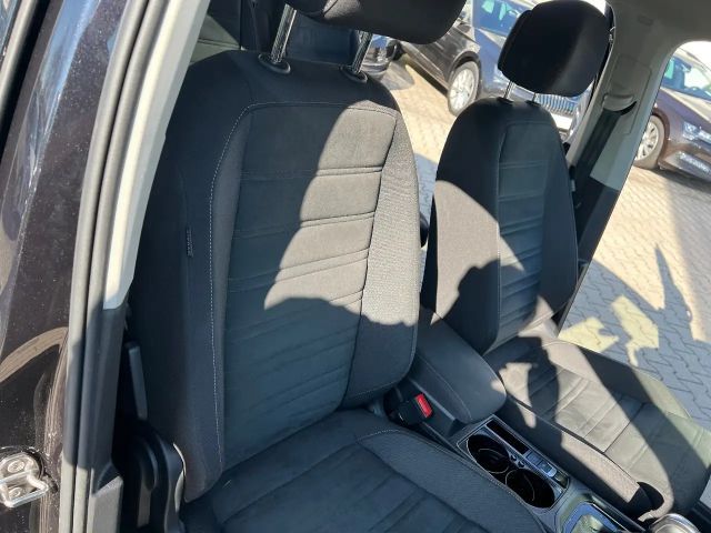 Volkswagen Touran 2.0 TDI Highline