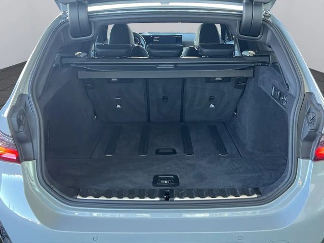 BMW 330 330d M-Sport Touring xDrive