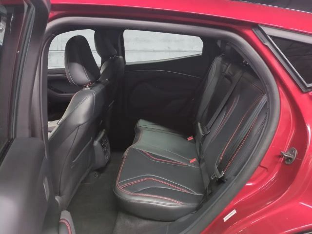 Ford Mustang Mach-E AWD Premium