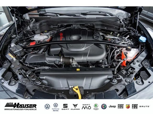 Alfa Romeo Stelvio Q4 Veloce