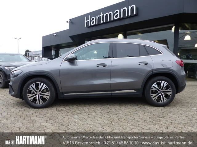 Mercedes-Benz GLA 180 Progressive