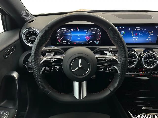 Mercedes-Benz A 200 AMG Line