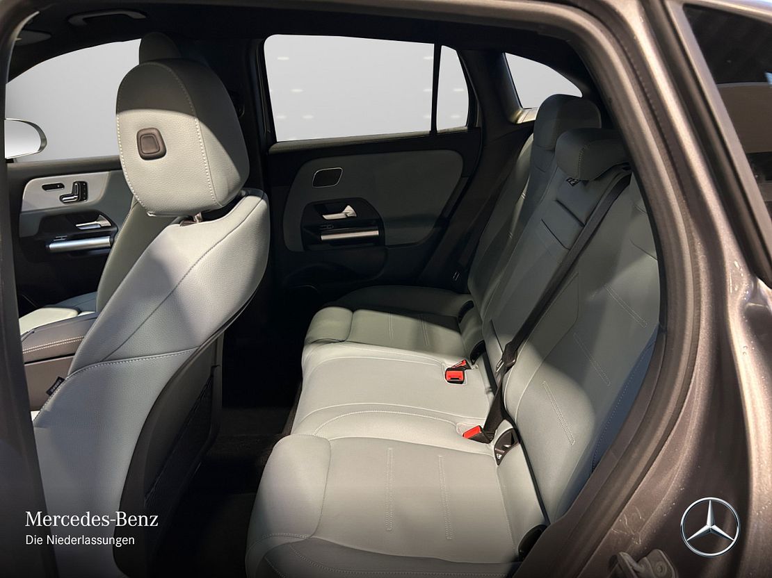 Mercedes-Benz EQA 300 4MATIC