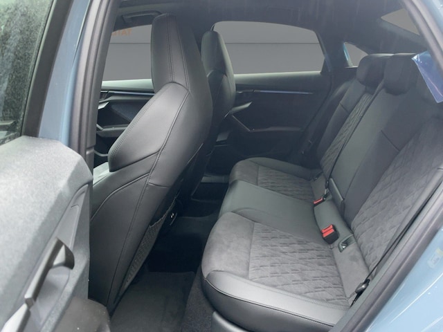 Audi RS3 Quattro S-Tronic Sedan