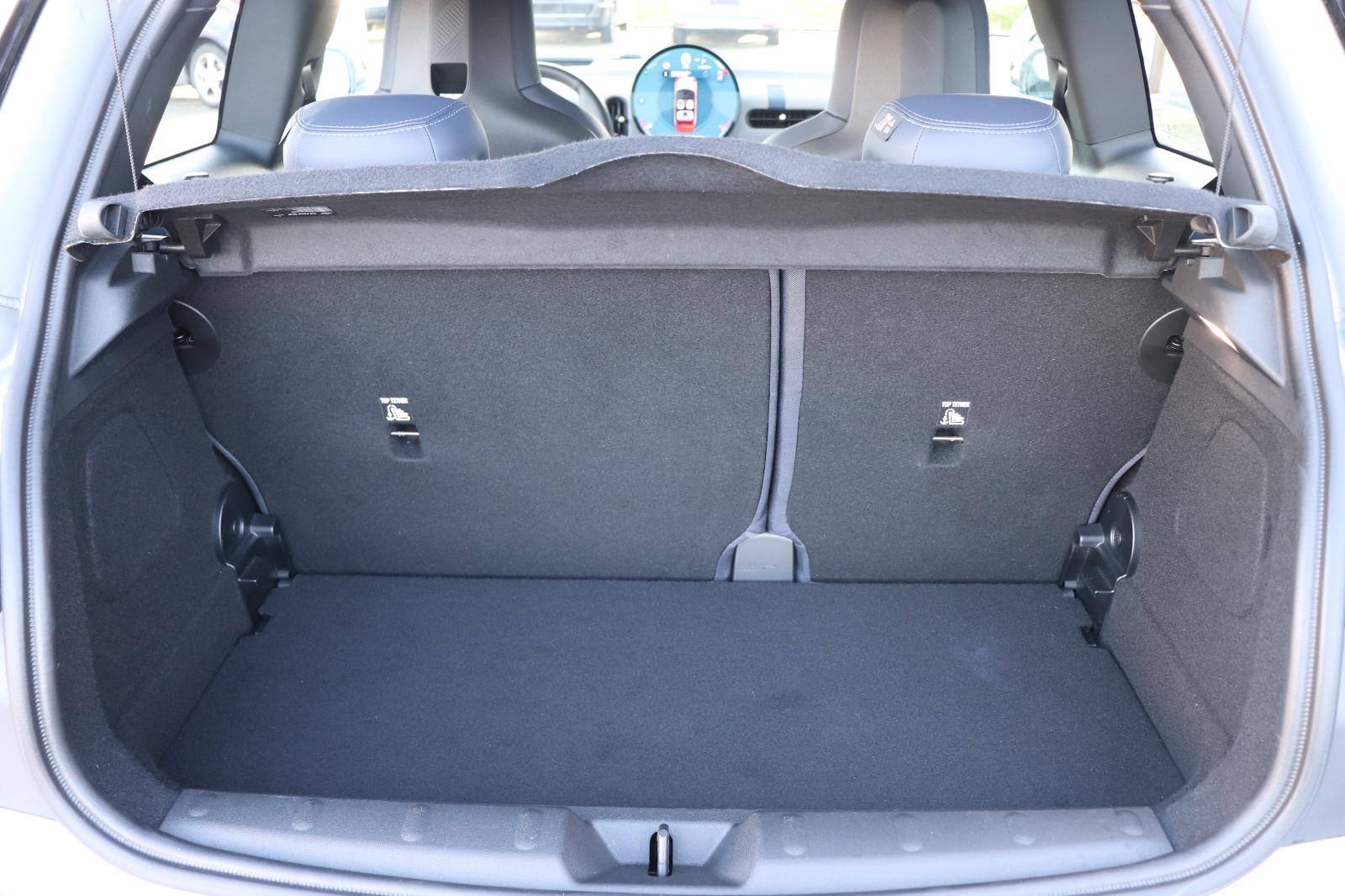 MINI Cooper Favoured John Cooper Works