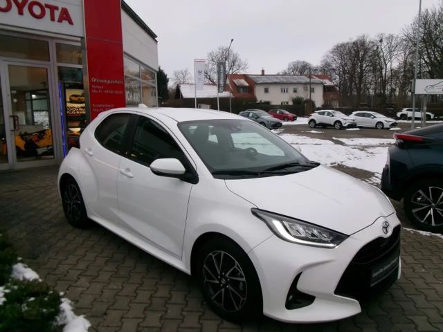 Toyota Yaris Hatchback Team D VVT-i