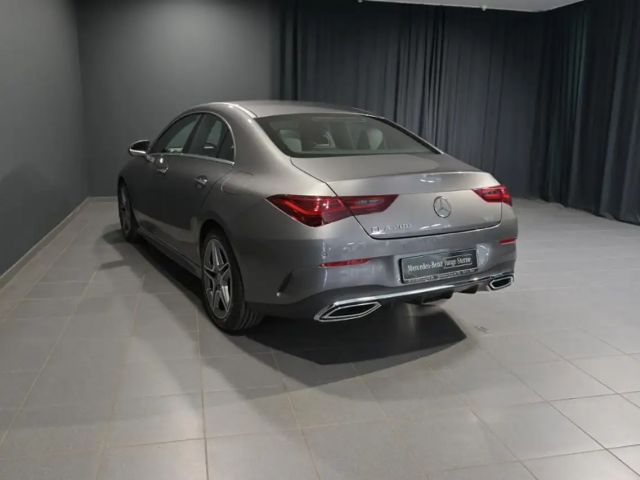 Mercedes-Benz CLA 200 Coupé