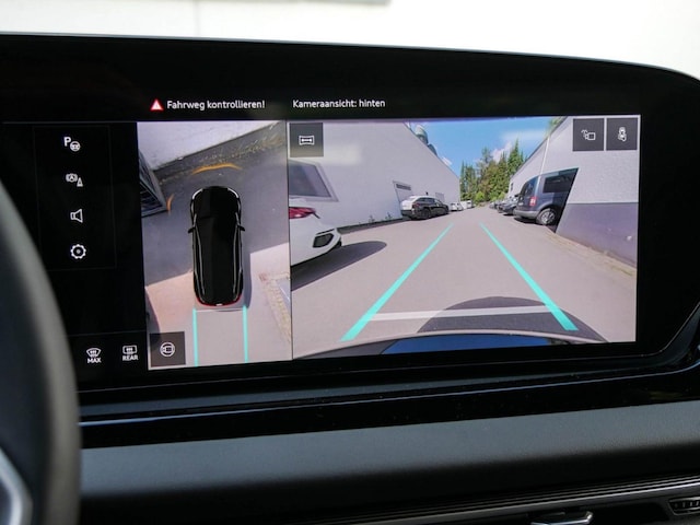 Audi A6 Avant Quattro S-Tronic