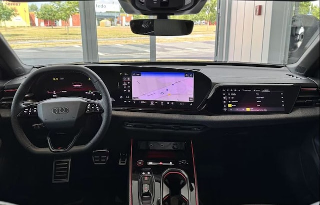 Audi A6 Quattro S-Tronic Sedan