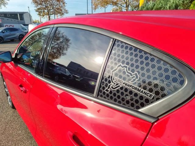 Ford Focus EcoBoost ST Line