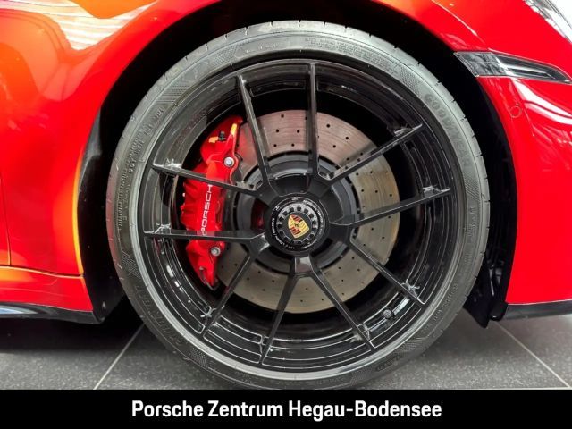 Porsche 992 4 Cabrio Carrera GTS