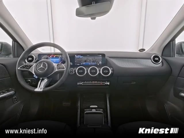 Mercedes-Benz GLA 180 Progressive