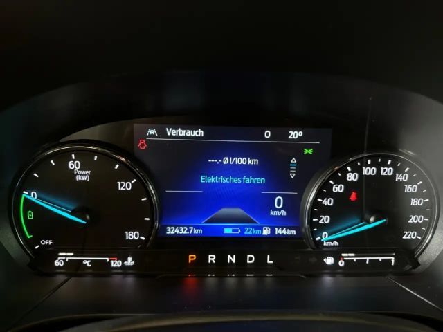 Ford Kuga Cool & Connect