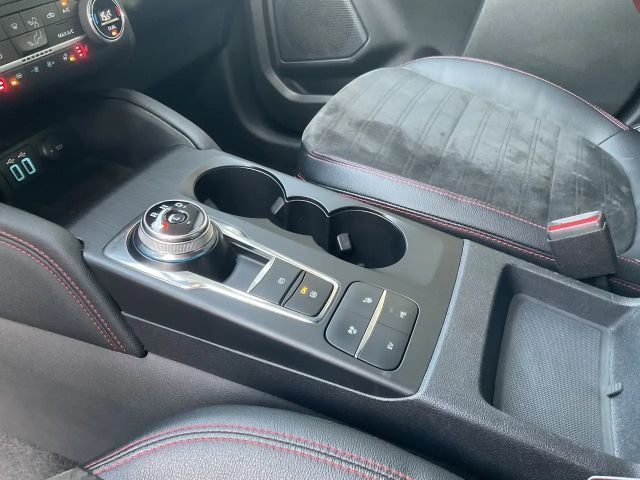 Ford Kuga Plug in Hybrid ST Line X