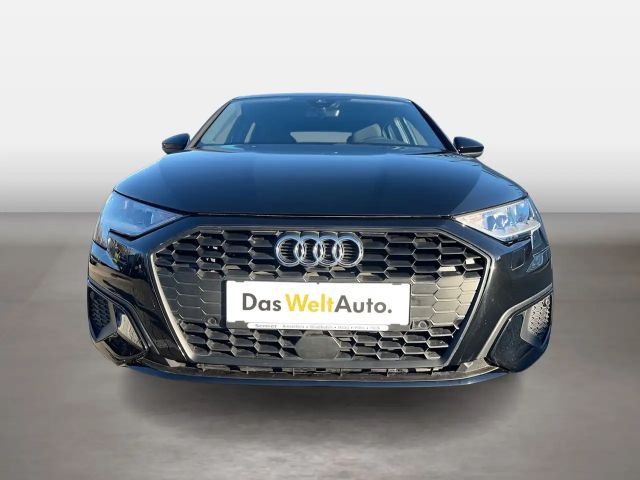 Audi A3 30 TFSI Sedan