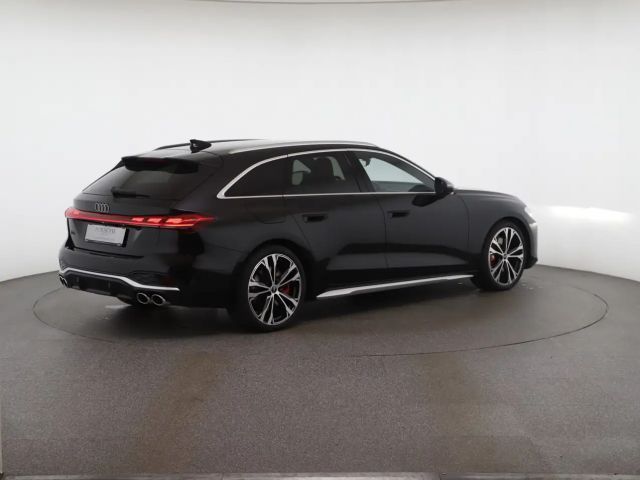Audi S5 Avant Quattro