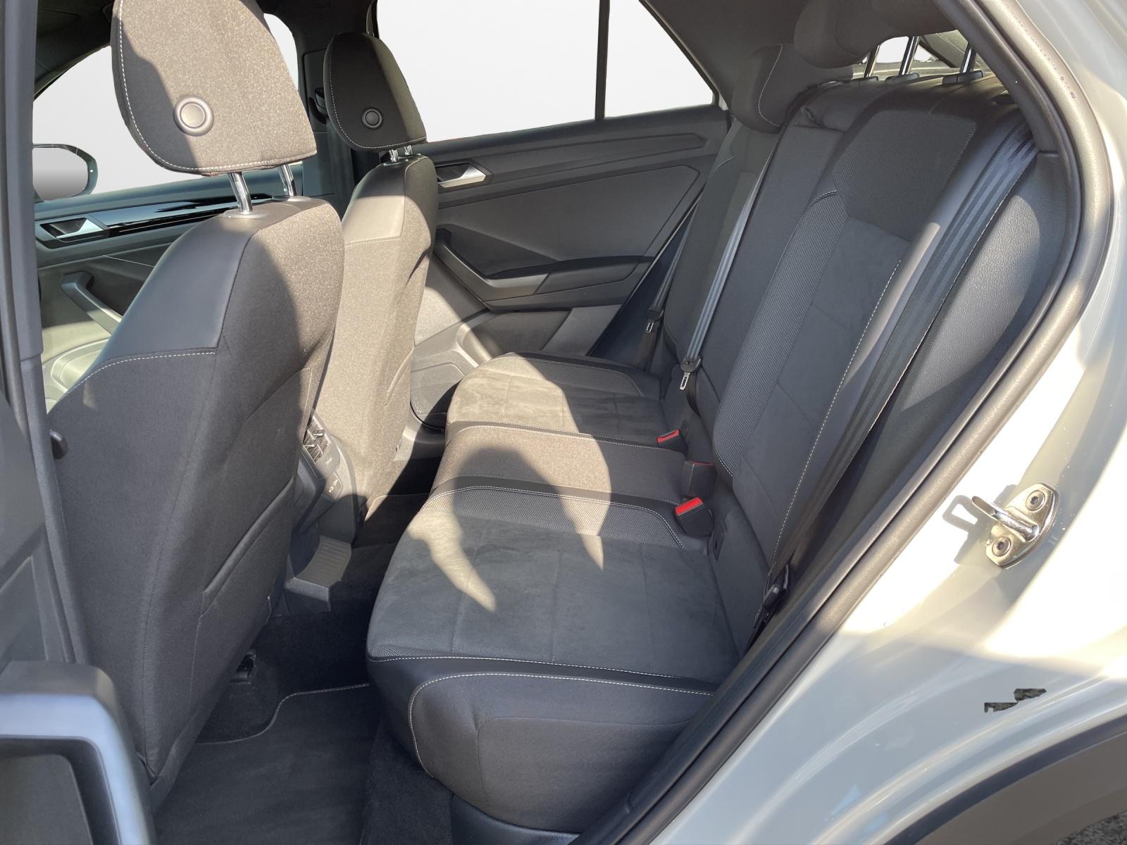 Volkswagen T-Roc 1.5 TSI DSG IQ.Drive R-Line