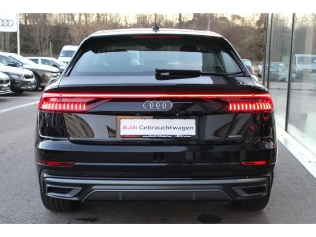 Audi Q8 55 TFSI Hybride Quattro S-Line