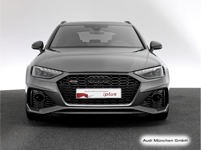 Audi RS4 Avant Quattro