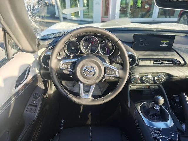 Mazda MX-5 Exclusive-line SkyActiv