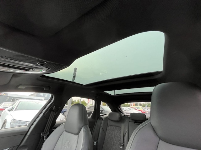 Audi S6 Avant Quattro