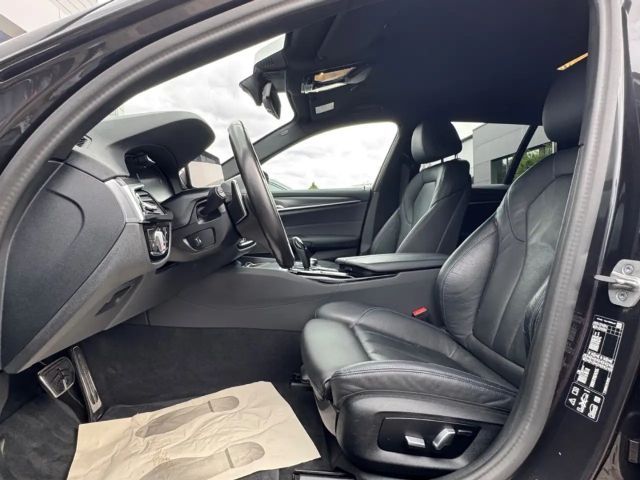 BMW 540 540d M-Sport Touring xDrive