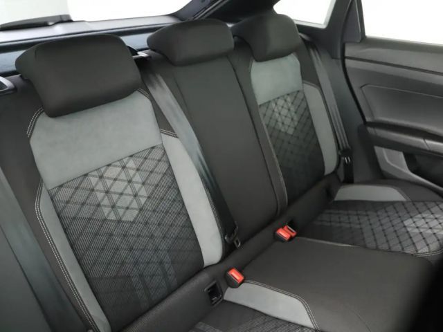 Volkswagen Taigo 1.5 TSI DSG IQ.Drive R-Line