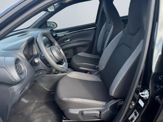 Toyota Aygo X Hatchback Play