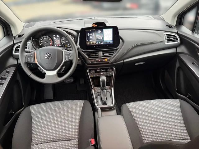 Suzuki S-Cross Hybrid