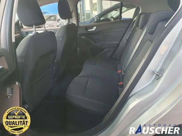 Ford Focus EcoBoost Titanium