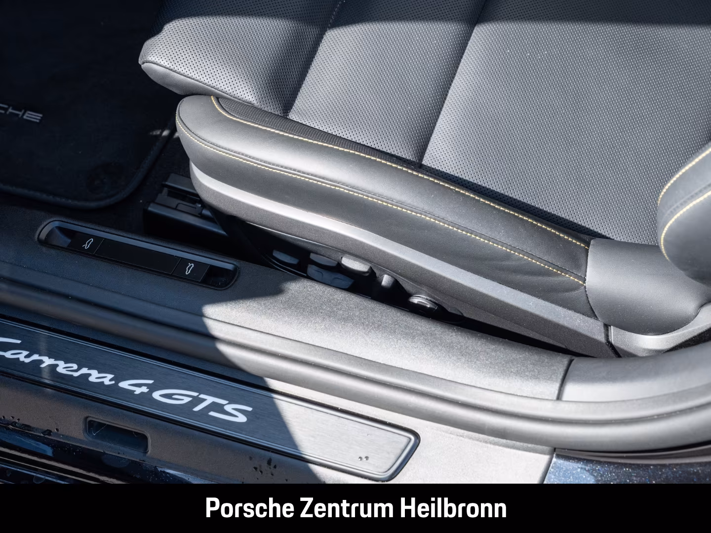 Porsche 911 4 992 Cabriolet Carrera GTS