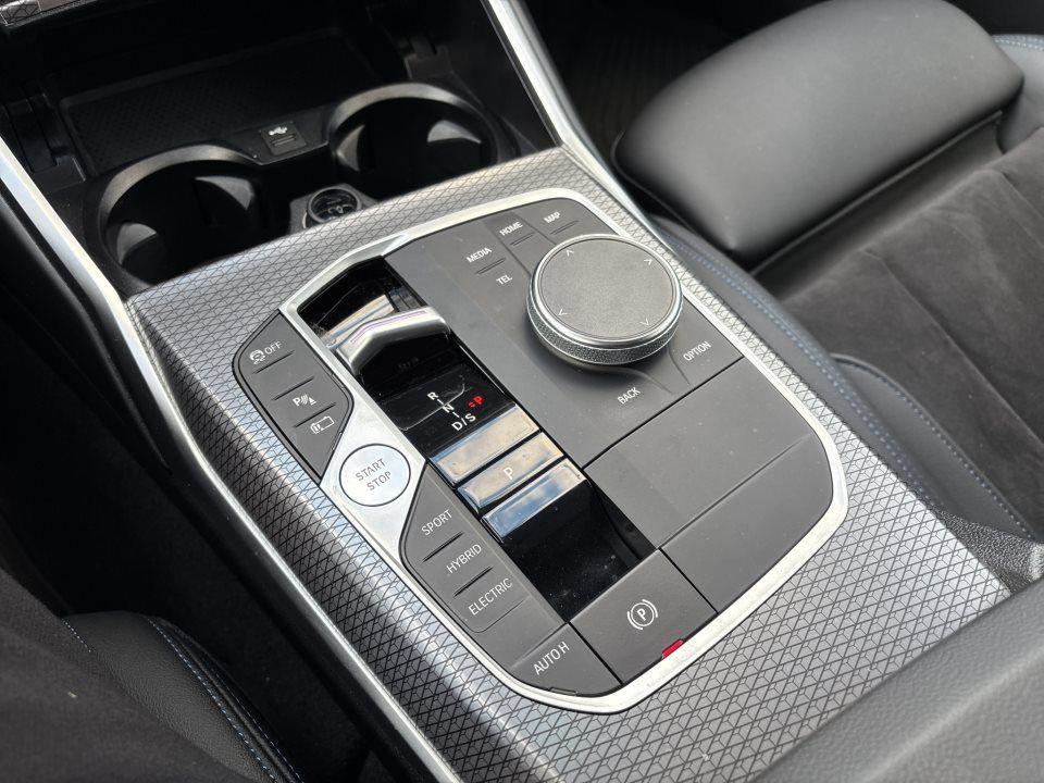 BMW 330 330e Touring xDrive