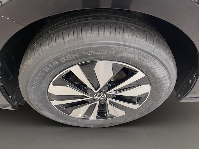 Volkswagen Polo 1.0 l 5-Gang IQLight Navi Virtual LED