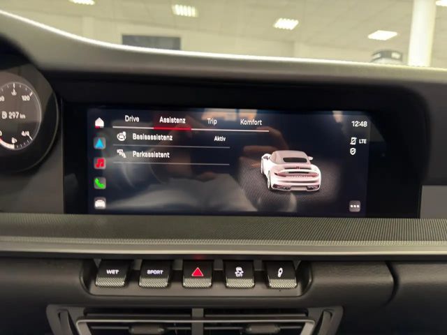 Porsche 992 Cabrio Carrera