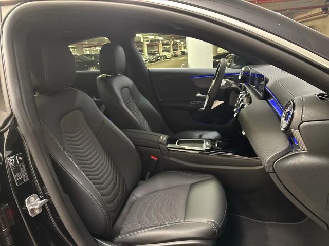 Mercedes-Benz CLA 180 Coupé