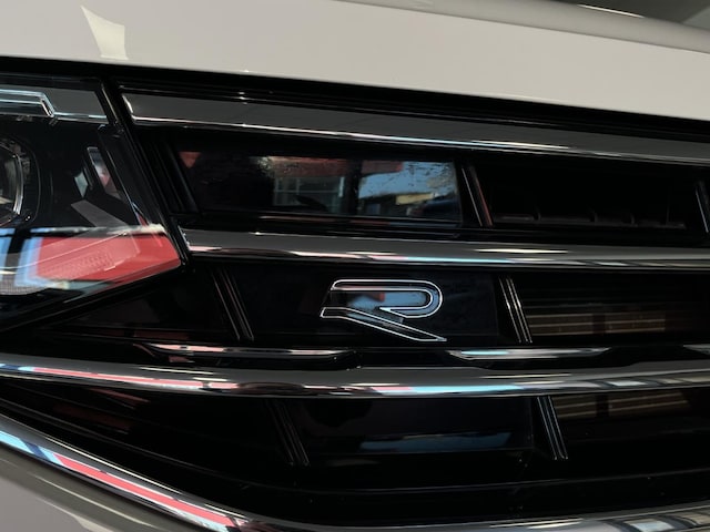 Volkswagen Tiguan Tiguan 1.4   R-L  P 110TSI D6F